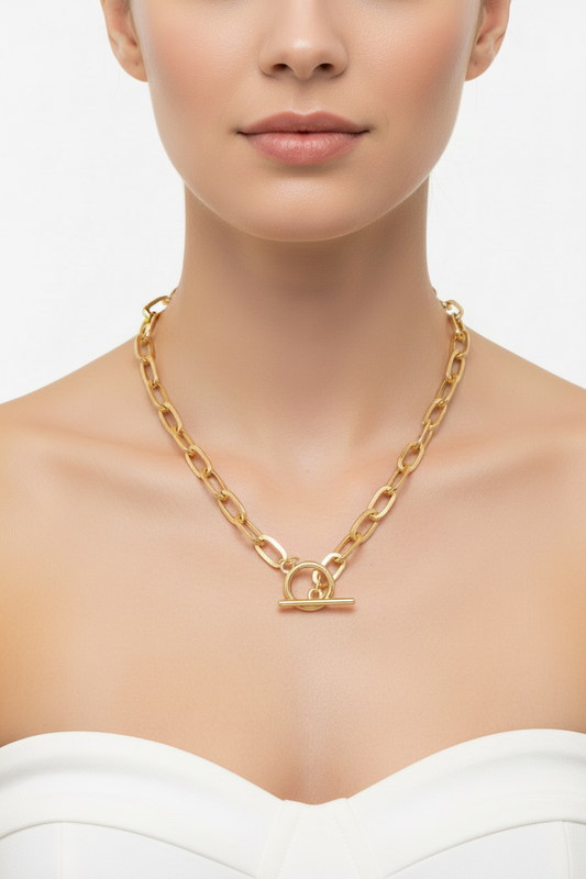 18" Gold Tone Paperclip Toggle Fashion Necklace