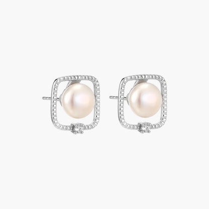 Freshwater Pearl and 925e Silver Halo Studs