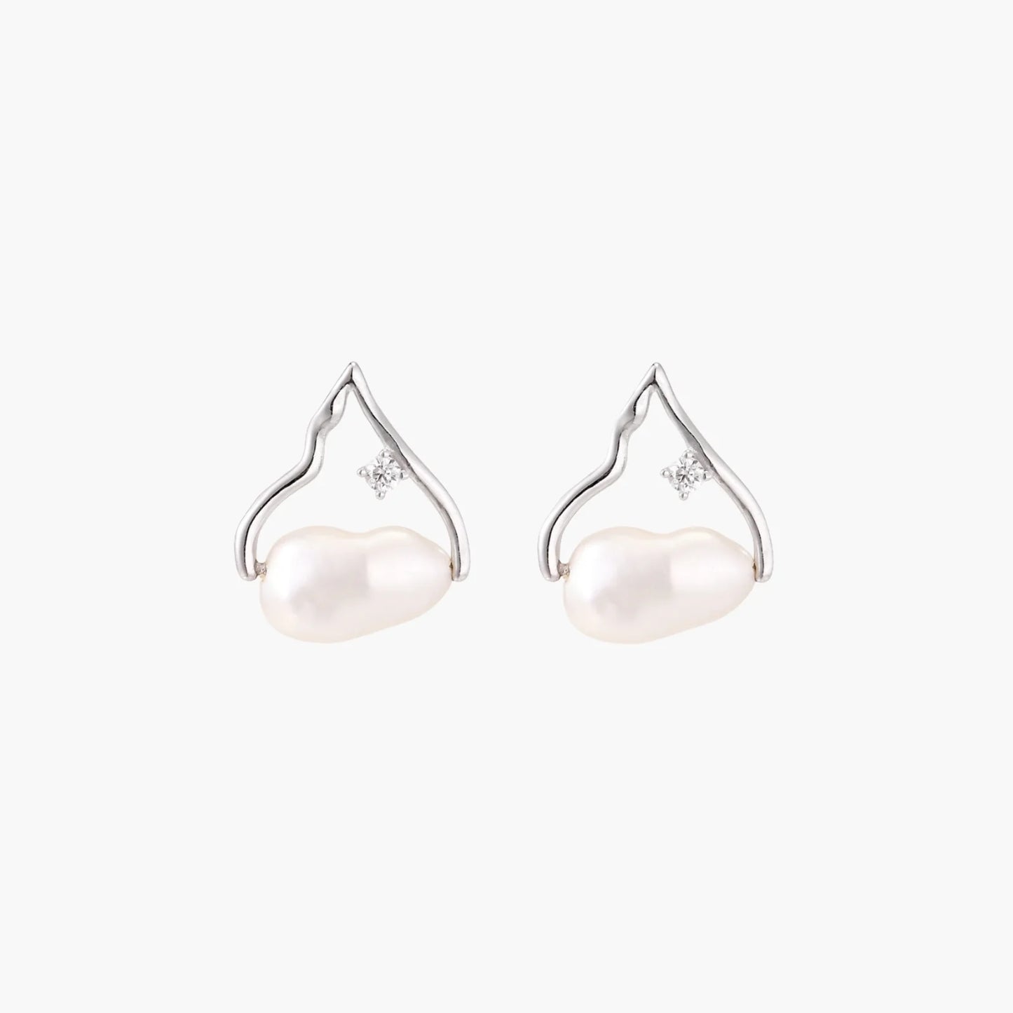 Pearl Teardrop Earrings