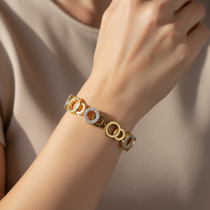 Circle Bijoux 7 Inch Two Tone Bracelet