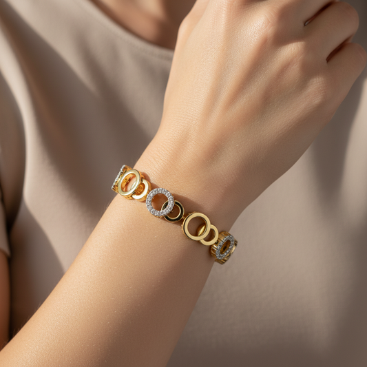 Circle Bijoux 7 Inch Two Tone Bracelet